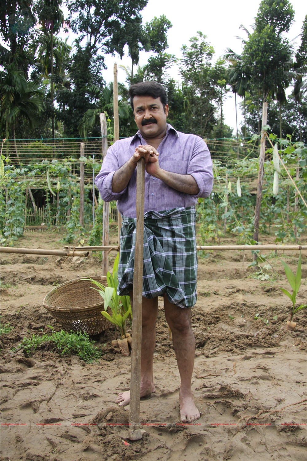 Ividum Swargam Aanu Movie hd photo