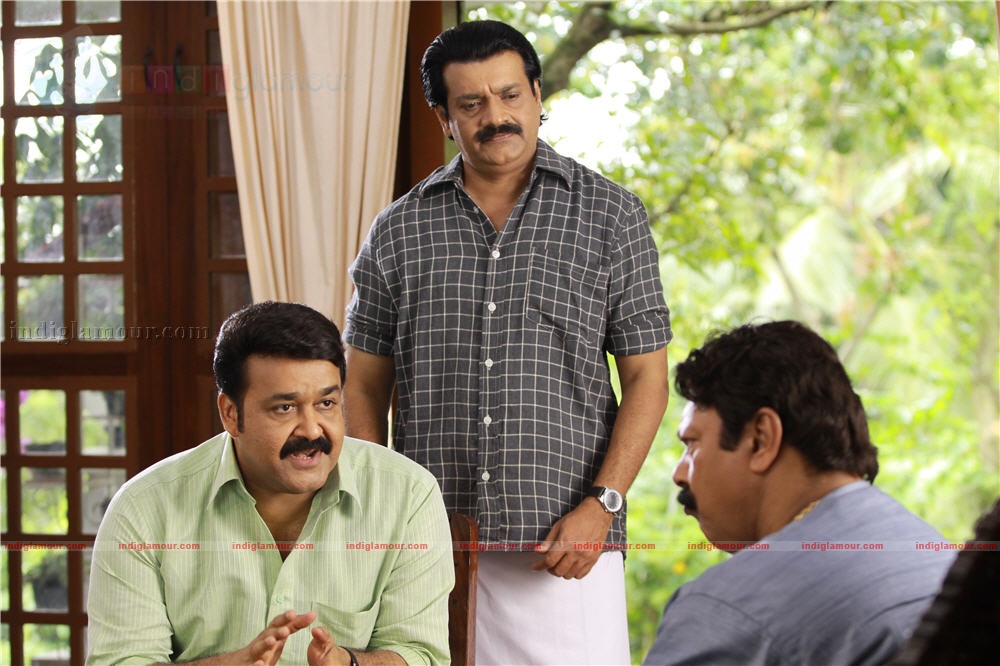 Ividum Swargam Aanu Movie hd photo