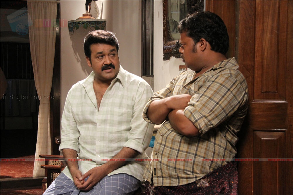 Ividum Swargam Aanu Movie hd photo