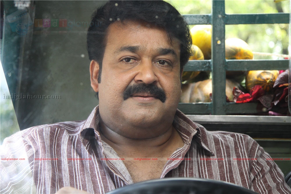Ividum Swargam Aanu Movie hd photo