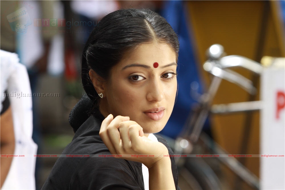 Ividum Swargam Aanu Movie hd photo