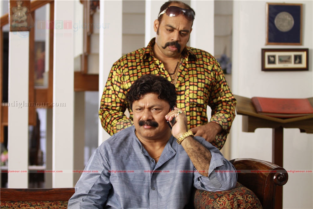 Ividum Swargam Aanu Movie hd photo