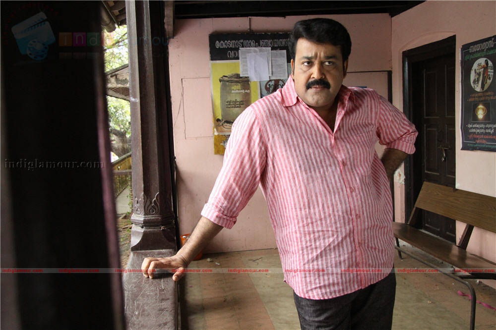 Ividum Swargam Aanu Movie hd photo