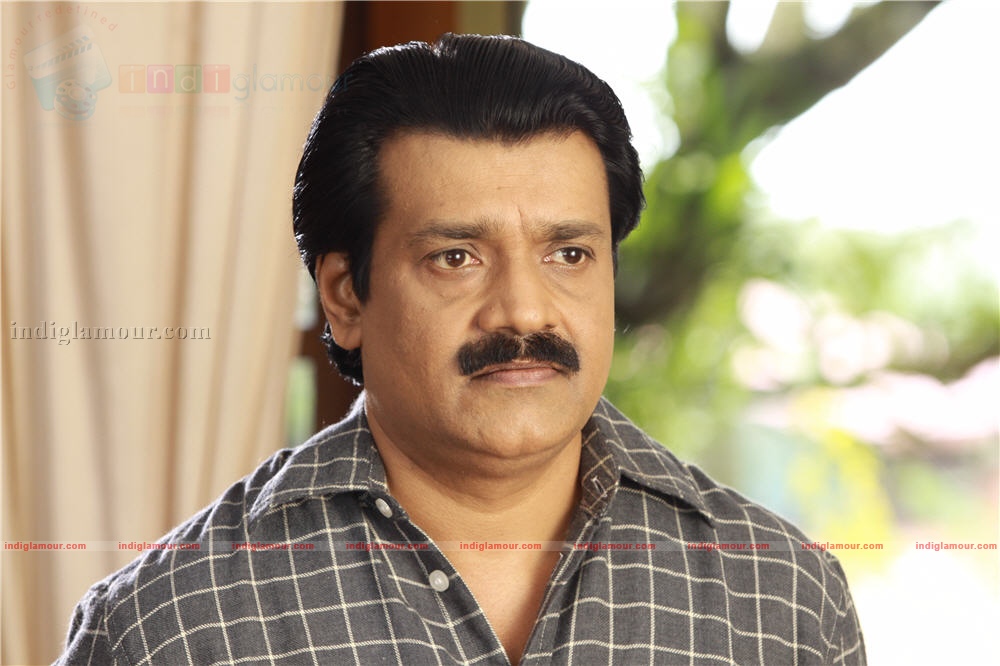 Ividum Swargam Aanu Movie hd photo