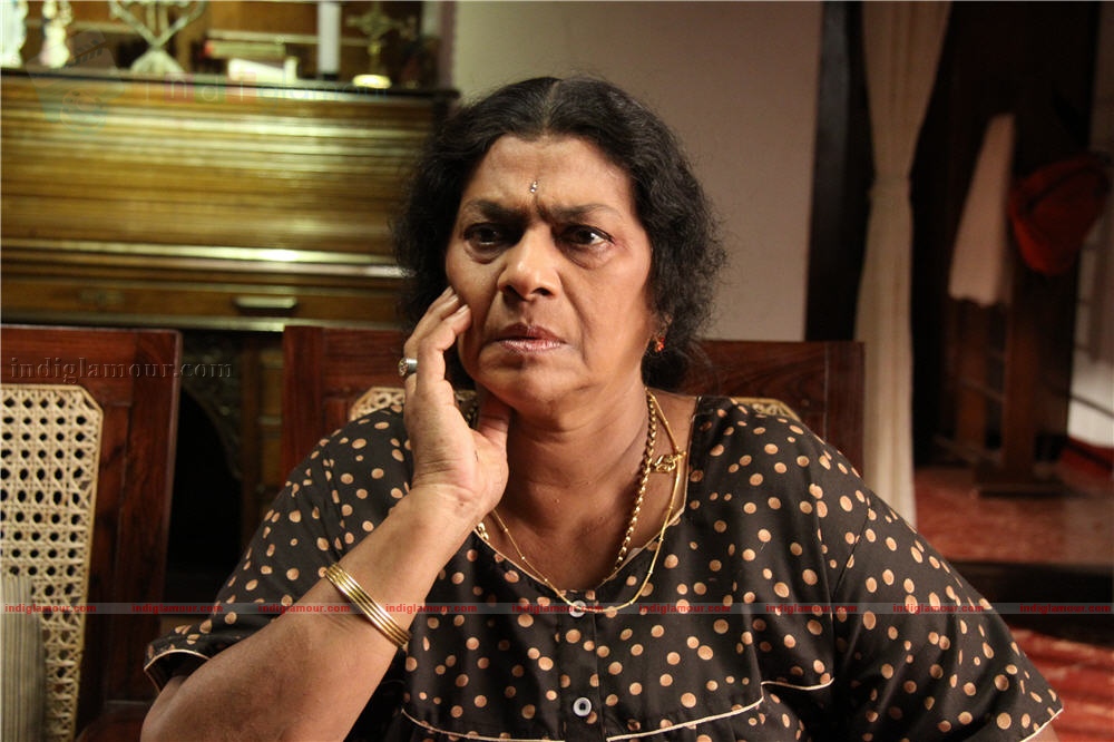 Ividum Swargam Aanu Movie hd photo