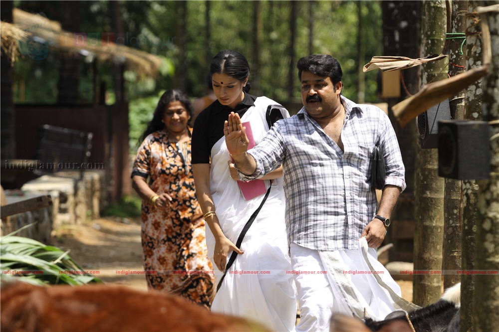 Ividum Swargam Aanu Movie hd photo