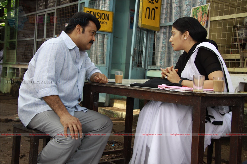 Ividum Swargam Aanu Movie hd photo