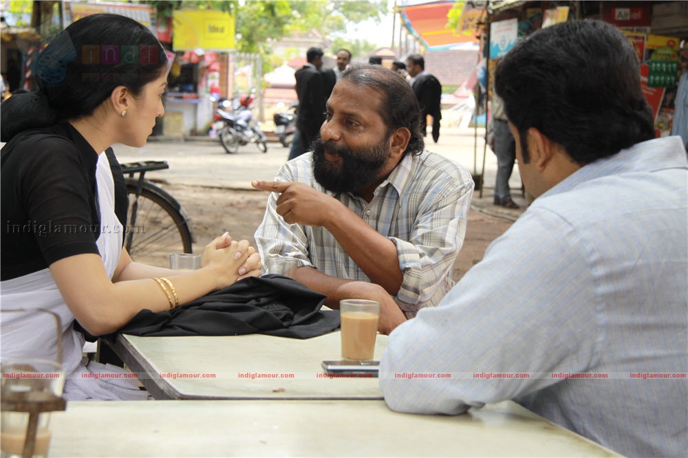 Ividum Swargam Aanu Movie hd photo