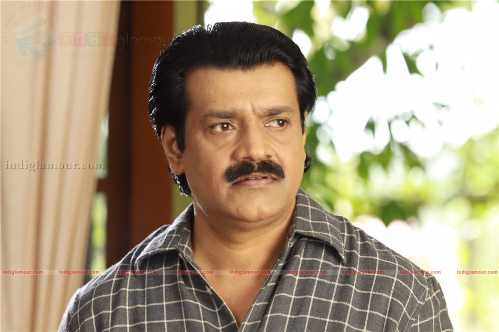 Ividum Swargam Aanu Movie hd photo
