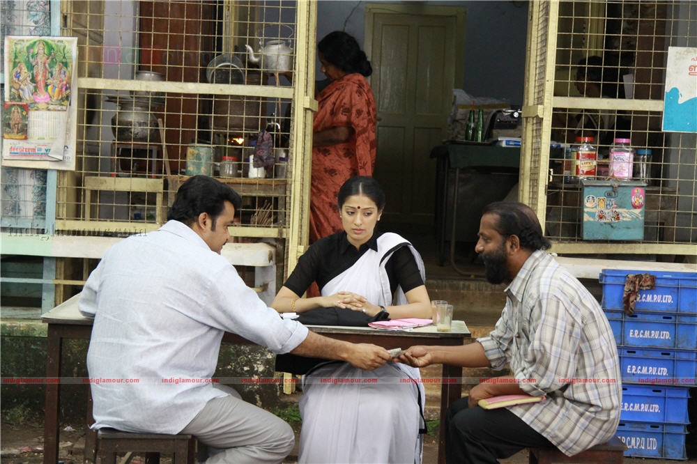 Ividum Swargam Aanu Movie hd photo