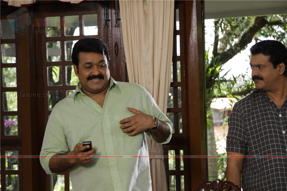 Ividum Swargam Aanu Movie hd photo