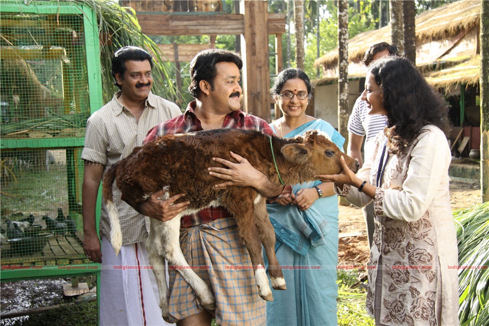 Ividum Swargam Aanu Movie hd photo
