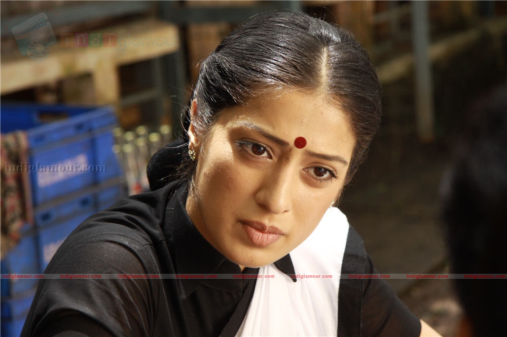 Ividum Swargam Aanu Movie hd photo