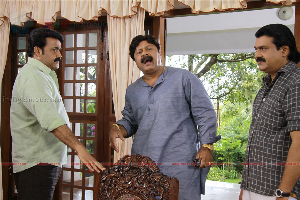 Ividum Swargam Aanu Movie hd photo