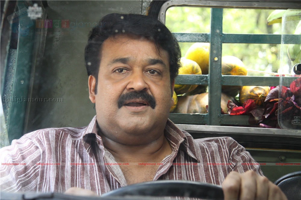 Ividum Swargam Aanu Movie hd photo