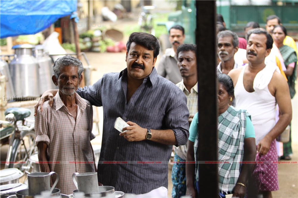 Ividum Swargam Aanu Movie hd photo