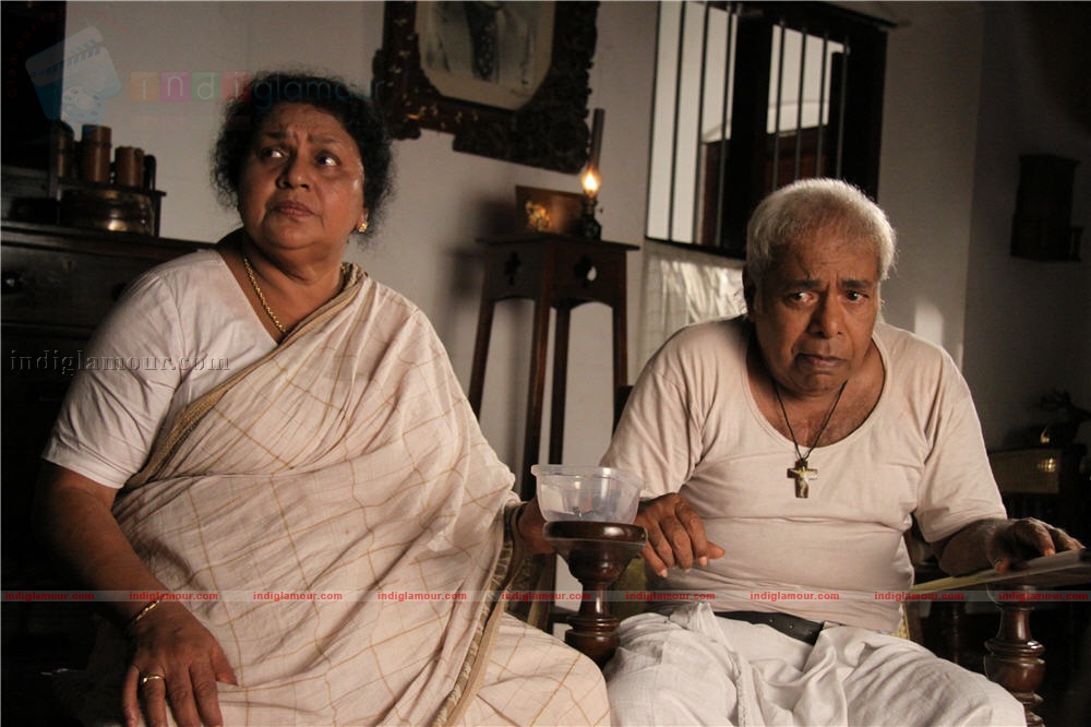 Ividum Swargam Aanu Movie hd photo