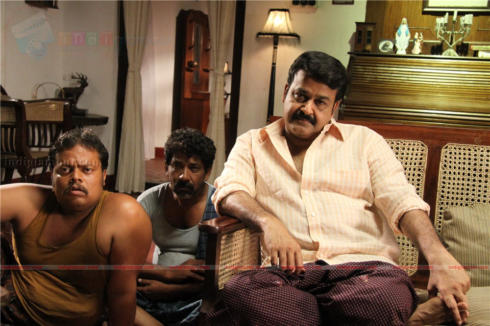 Ividum Swargam Aanu Movie hd photo