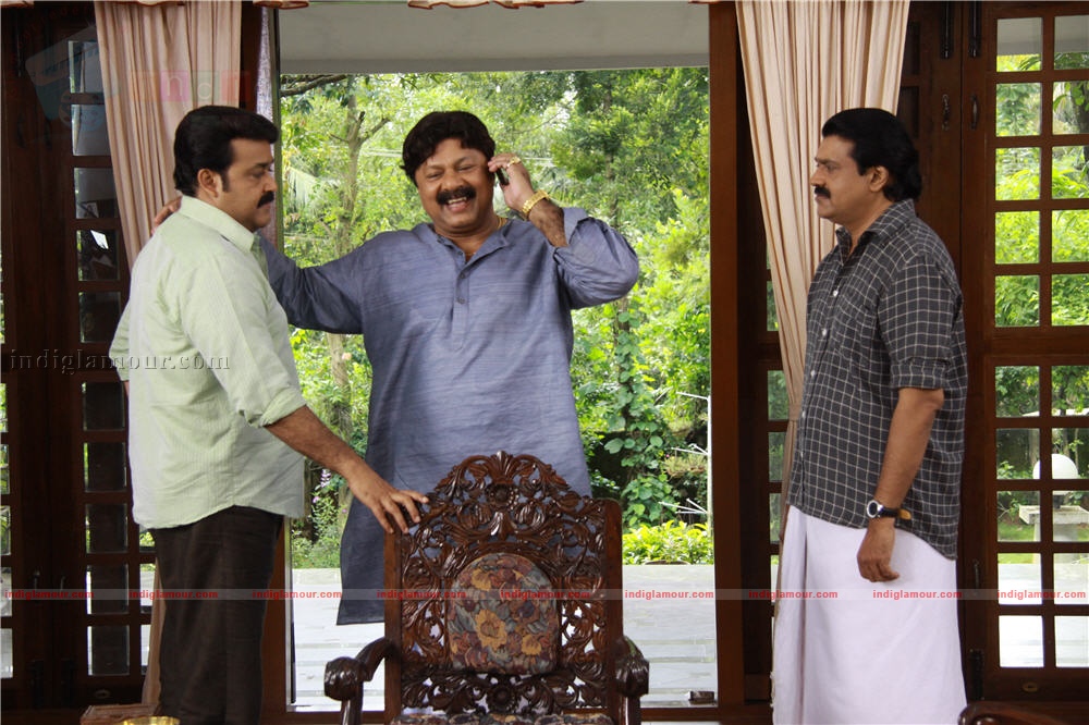 Ividum Swargam Aanu Movie hd photo