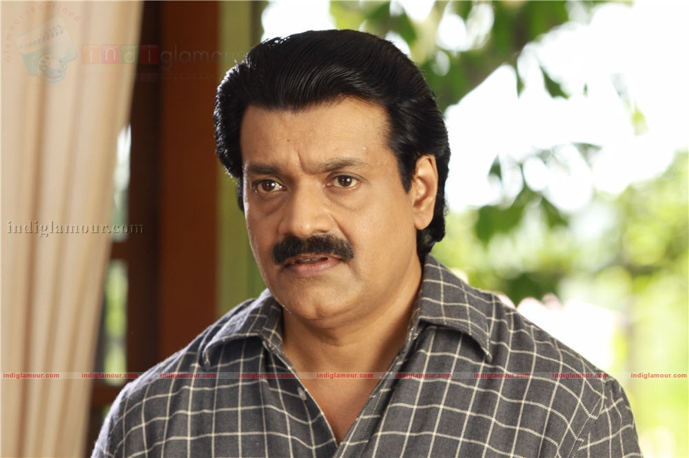 Ividum Swargam Aanu Movie hd photo