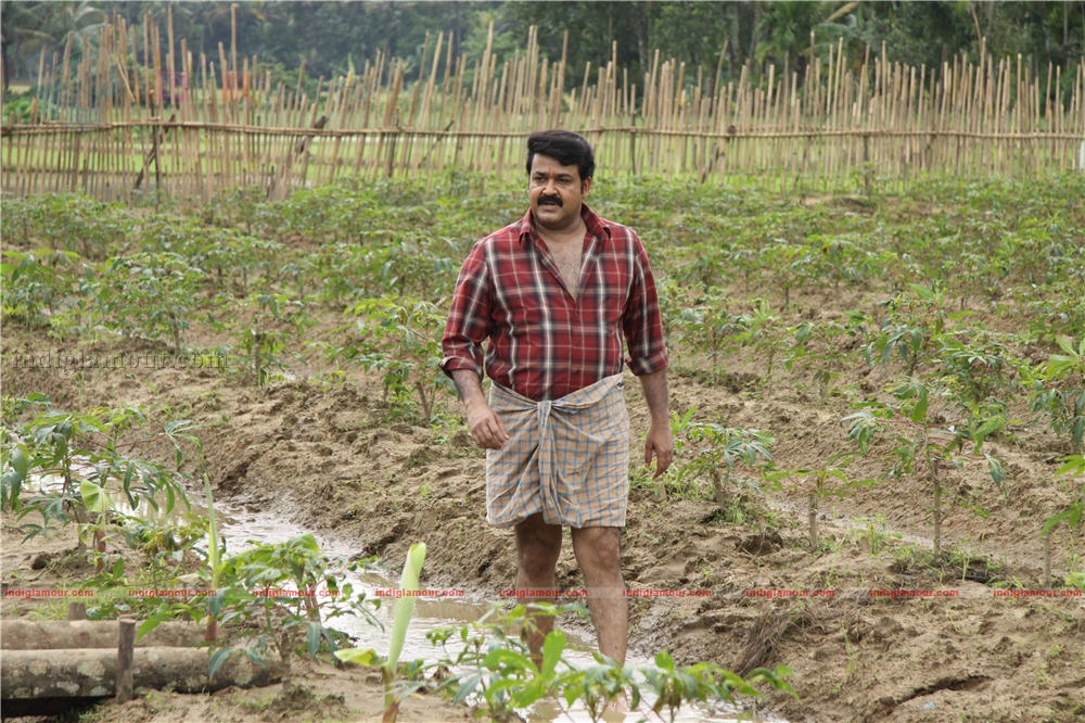 Ividum Swargam Aanu Movie hd photo