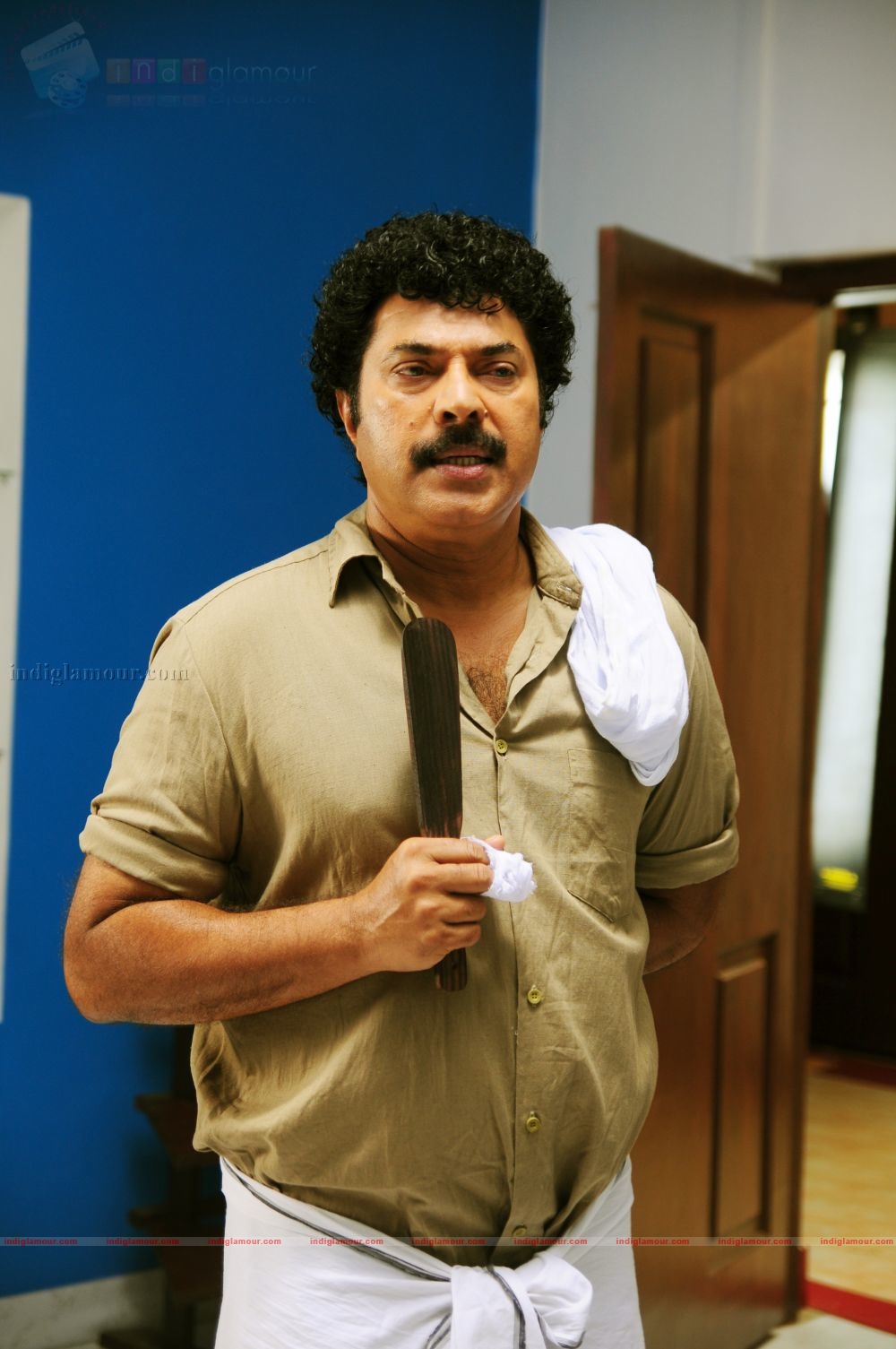 Loudspeaker Movie hd photo