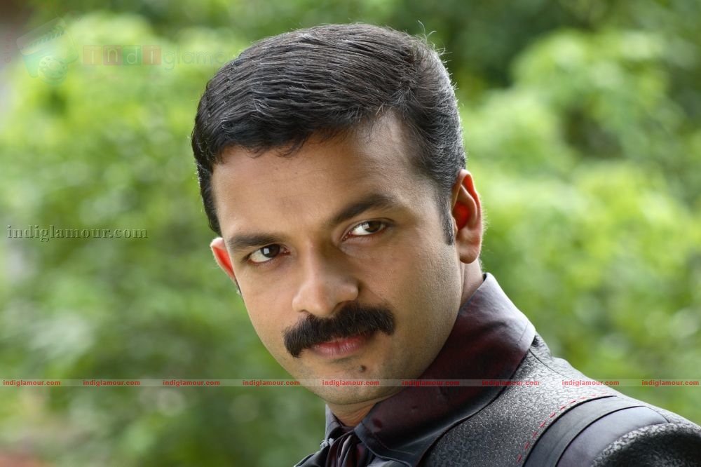 Uthara Swayamvaram Movie hd photo