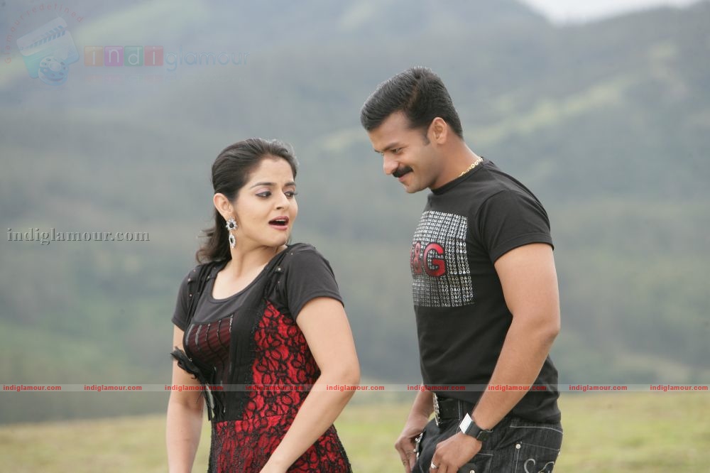 Uthara Swayamvaram Movie hd photo