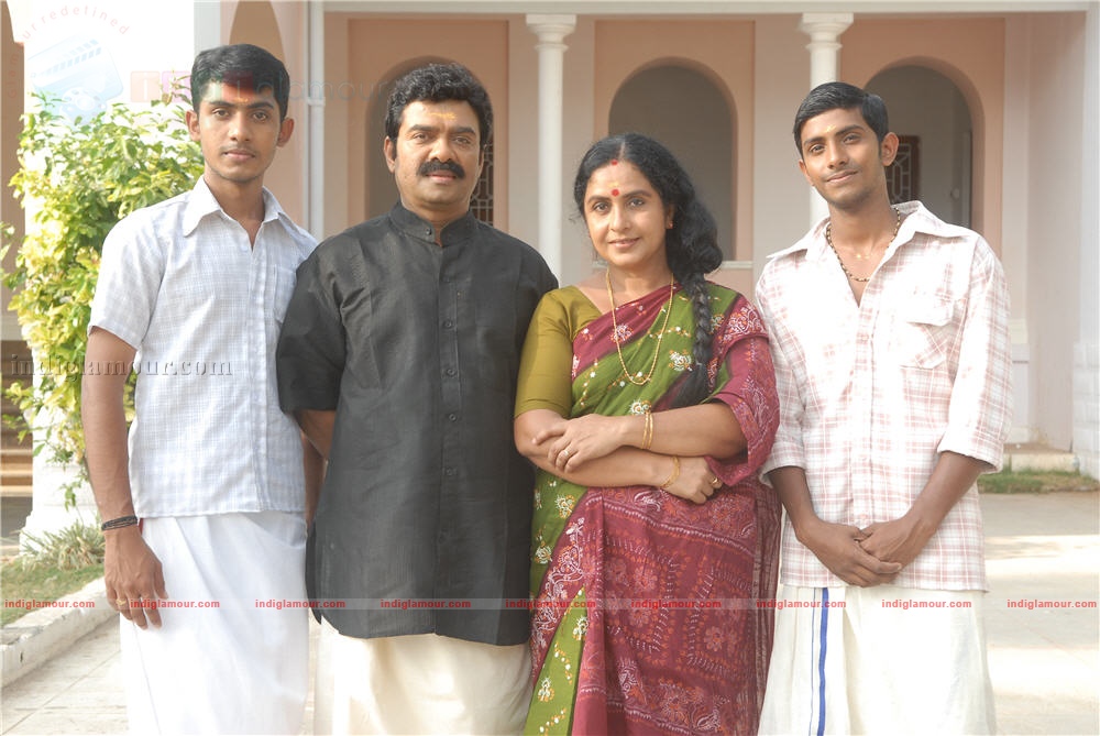 Chattambi Nadu Movie hd photo