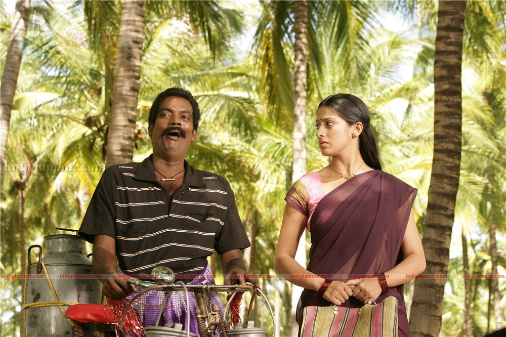 Chattambi Nadu Movie hd photo