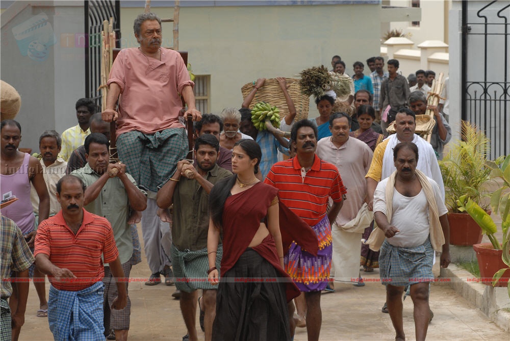 Chattambi Nadu Movie hd photo