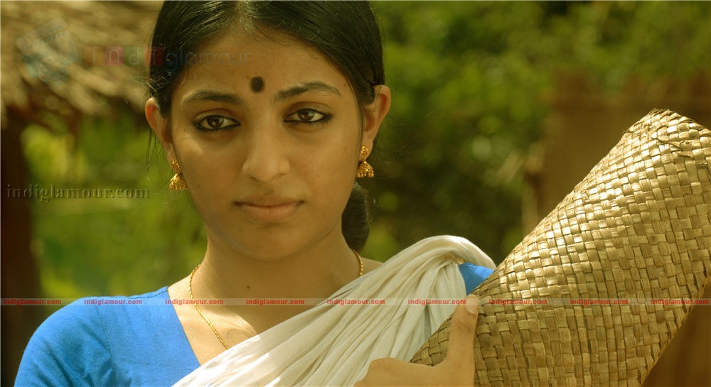 Paleri Manikyam Movie hd photo