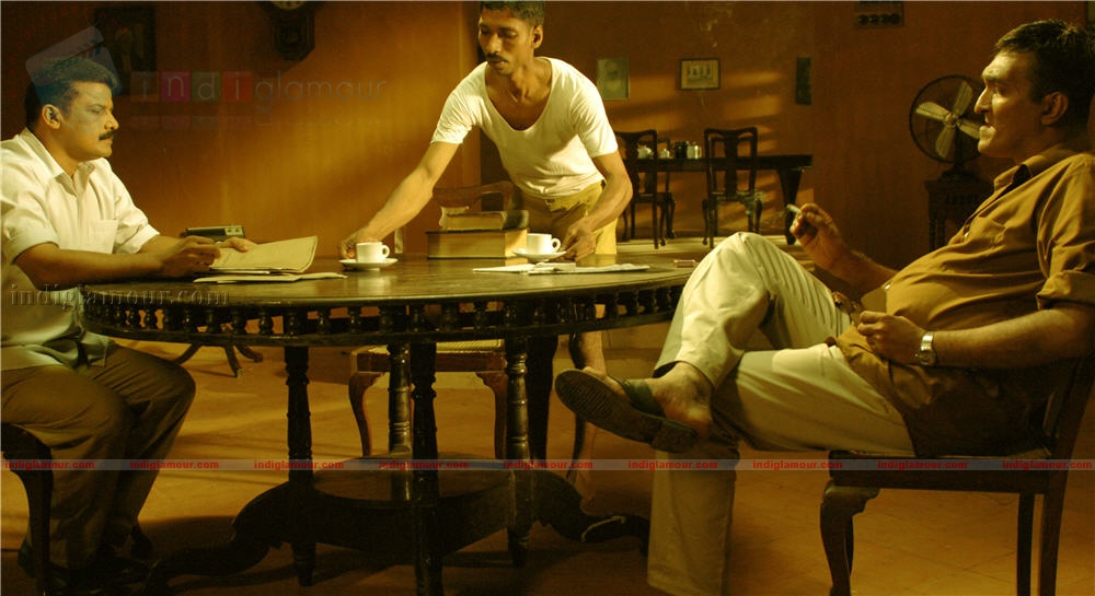 Paleri Manikyam Movie hd photo
