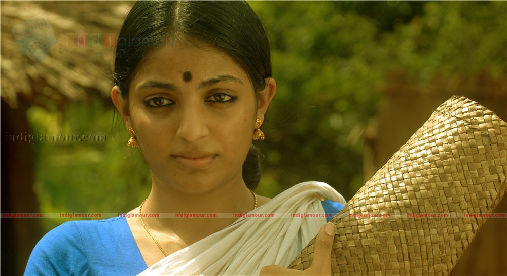 Paleri Manikyam Movie hd photo