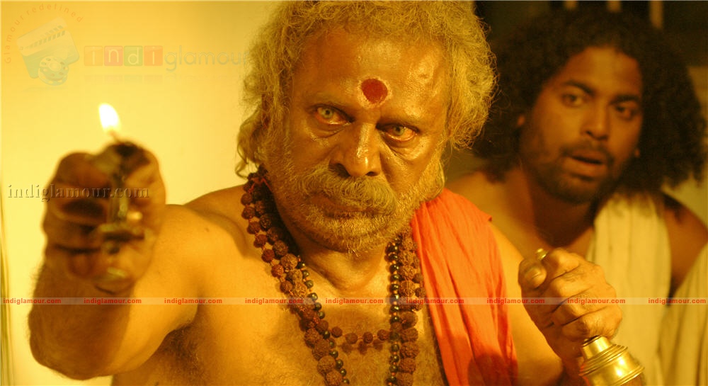 Paleri Manikyam Movie hd photo