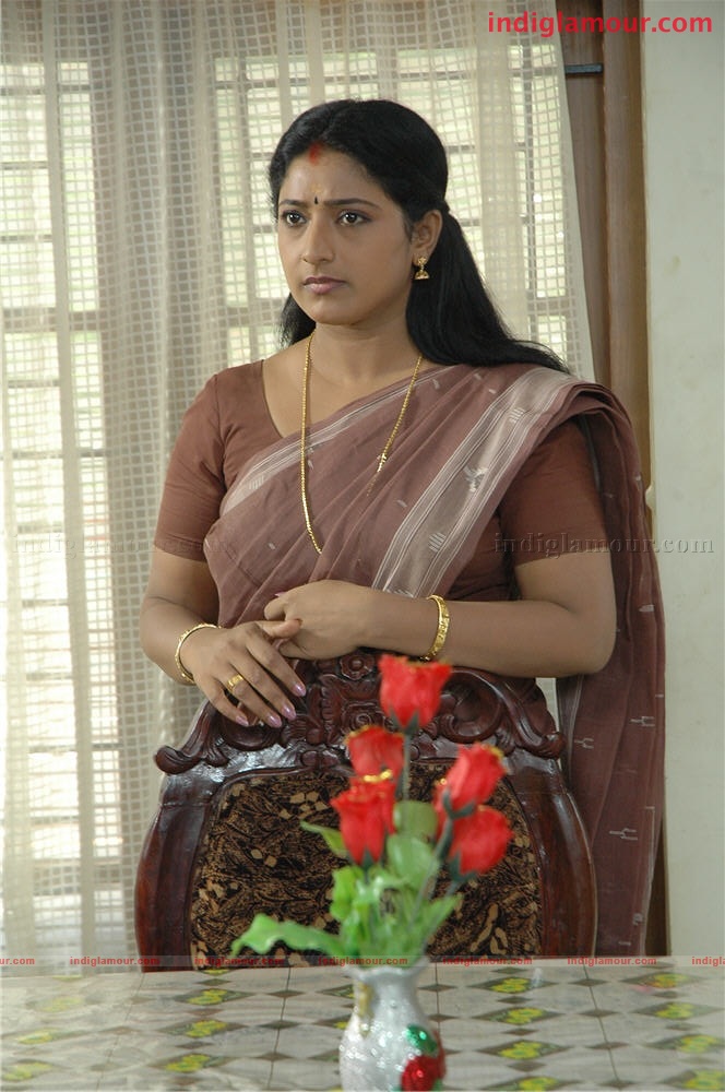 Ingneyum Ora Movie hd photo