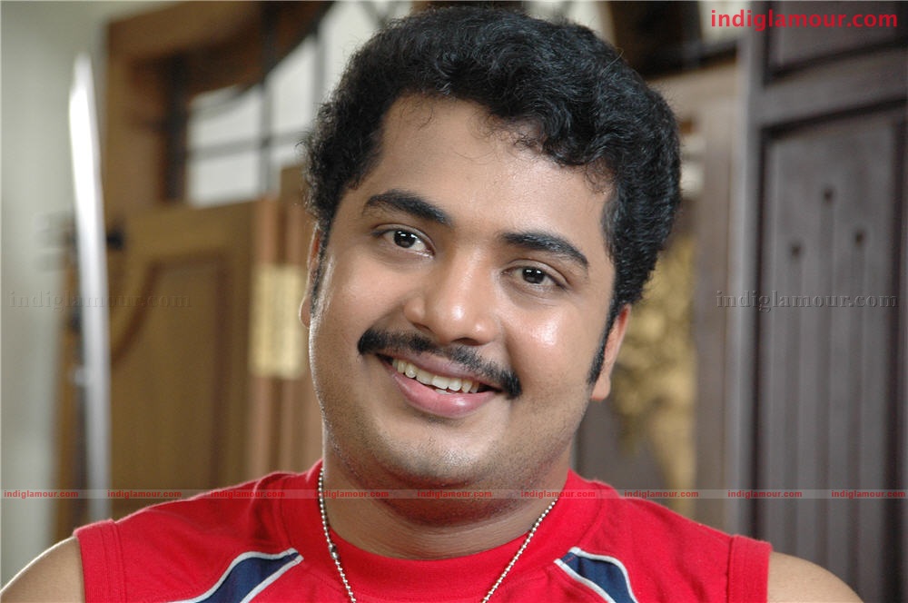 Ingneyum Ora Movie hd photo