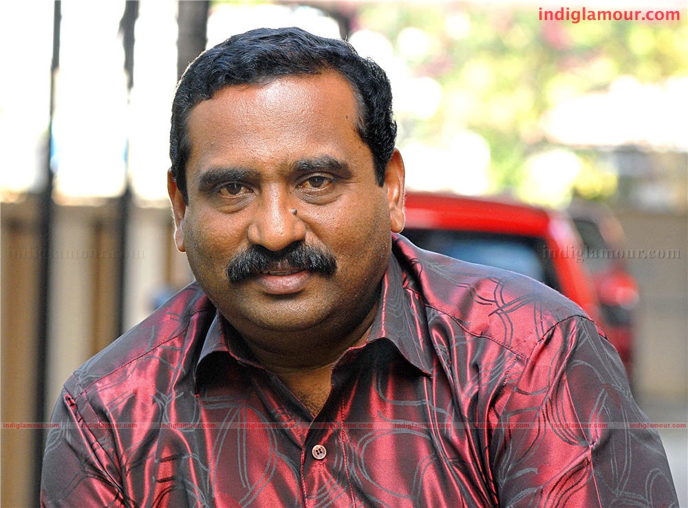 Manikyakallu Movie hd photo