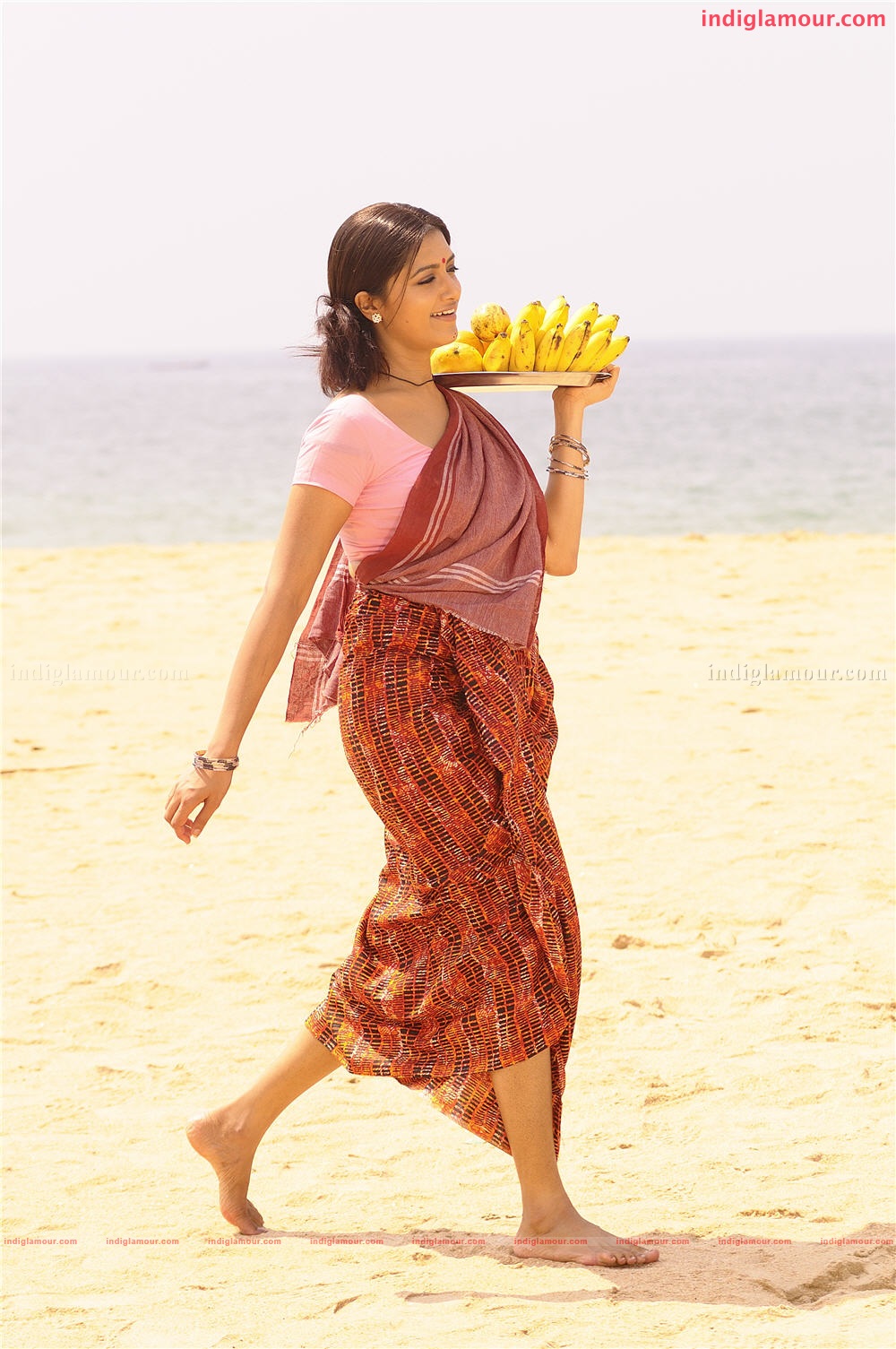 Nirakazhcha Movie hd photo