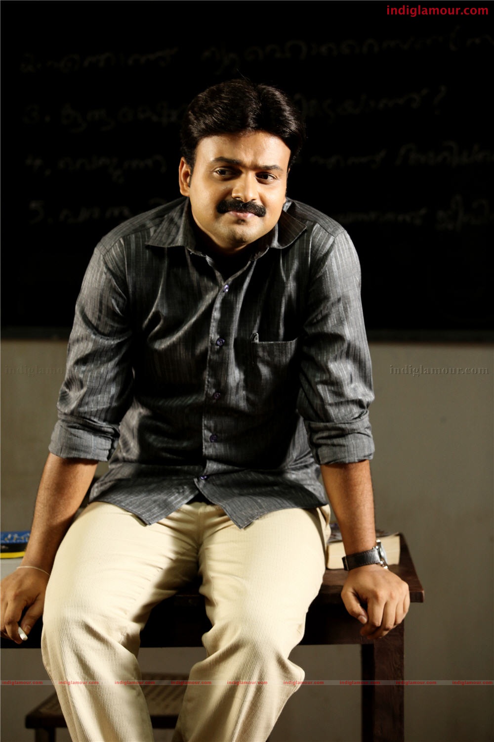 Oridathoru Postman Movie hd photo