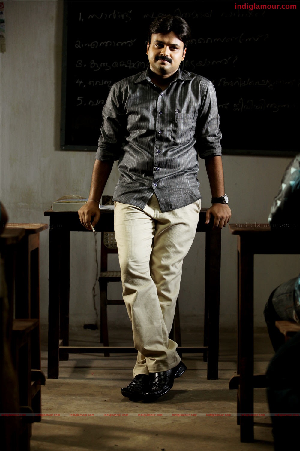 Oridathoru Postman Movie hd photo