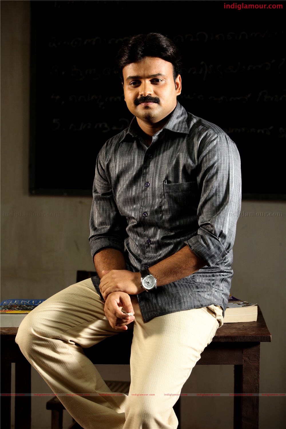 Oridathoru Postman Movie hd photo