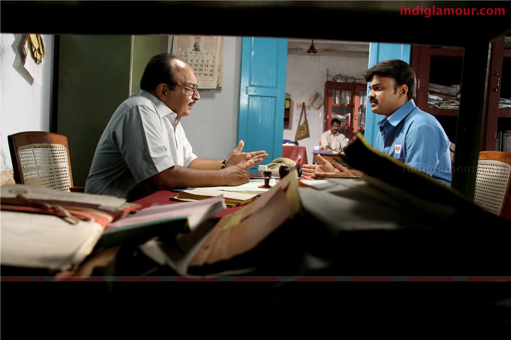 Oridathoru Postman Movie hd photo