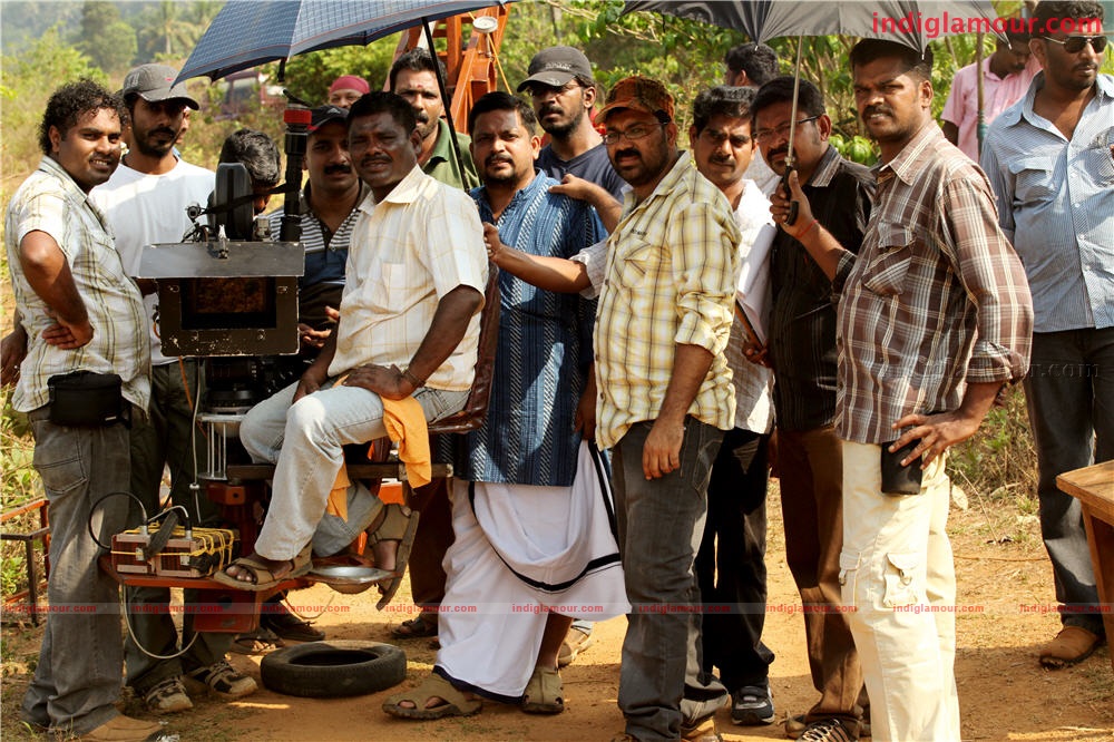 Oridathoru Postman Movie hd photo