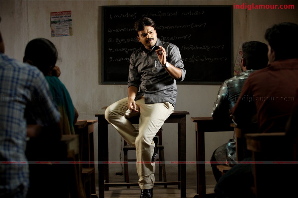 Oridathoru Postman Movie hd photo