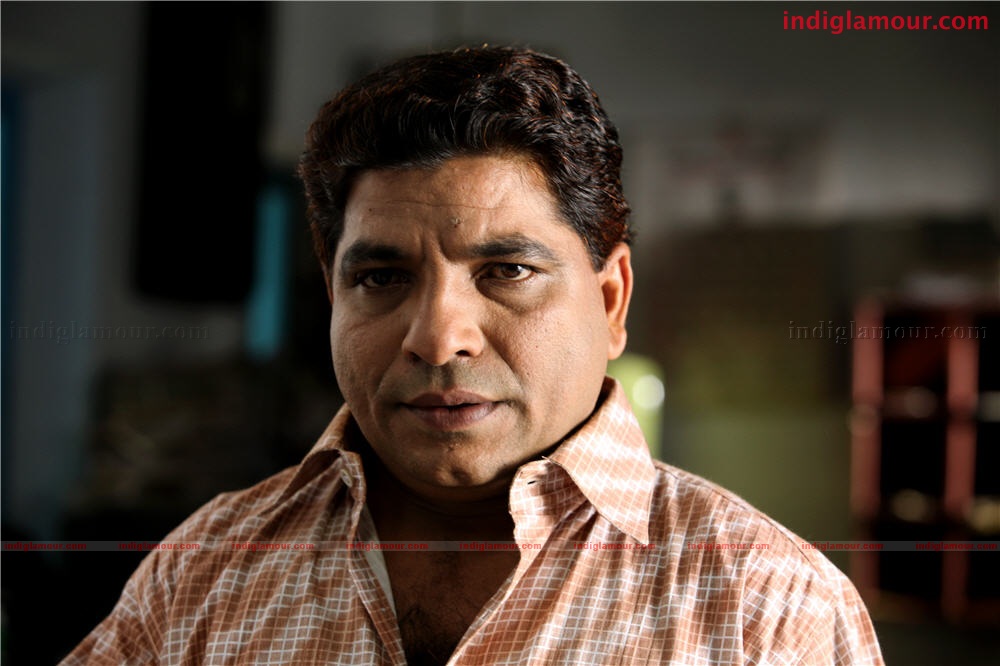 Oridathoru Postman Movie hd photo