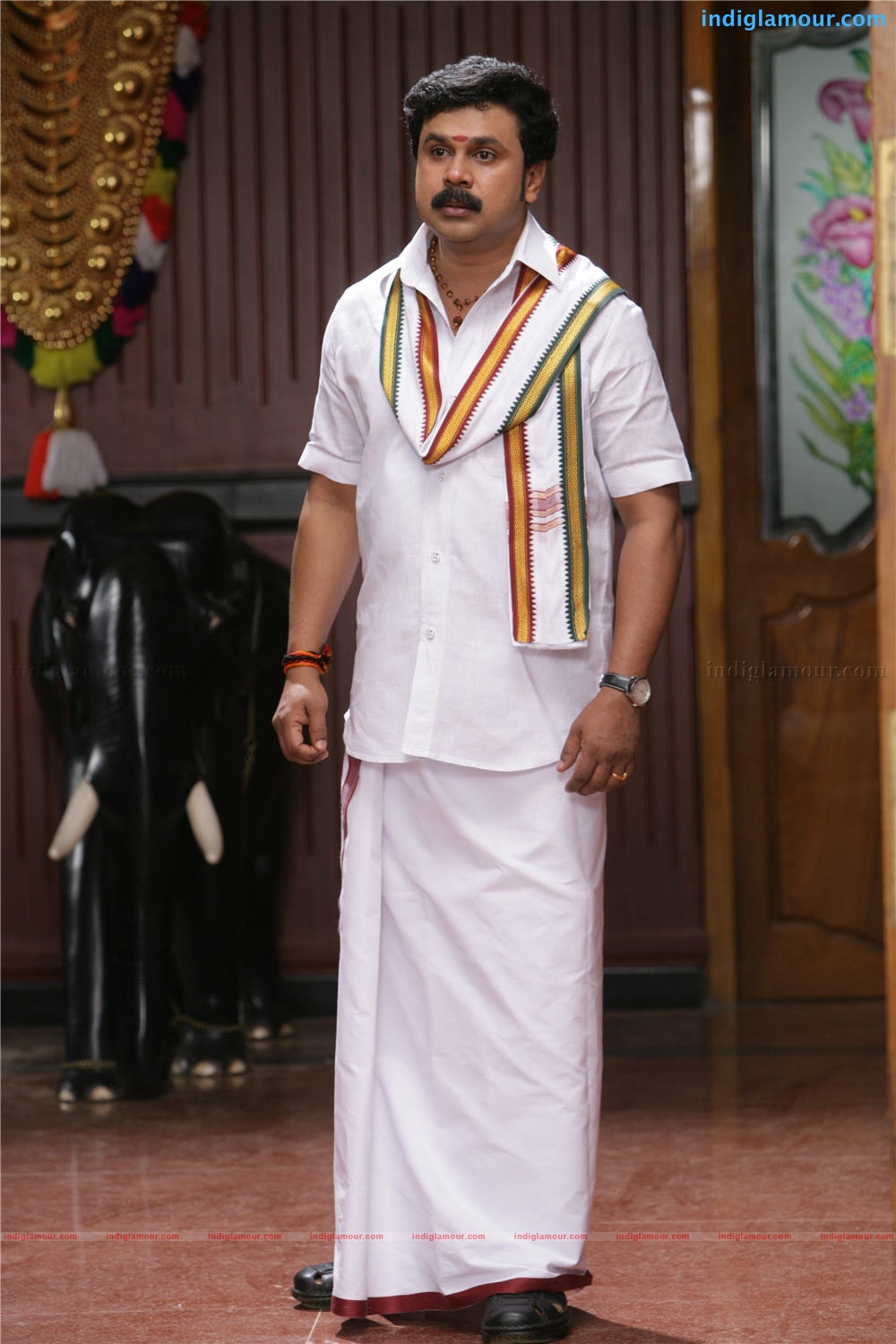 Karyasthan Movie hd photo