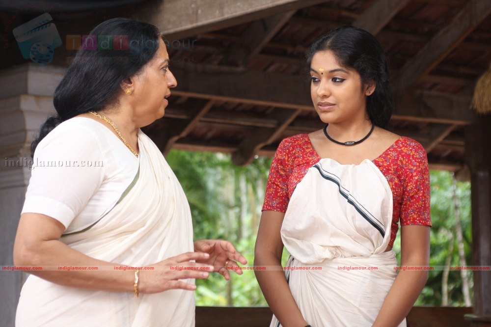 Neelathamara Movie hd photo
