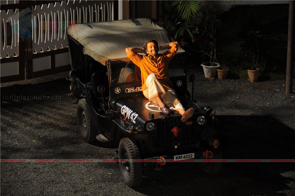 Thanthonni Movie hd photo