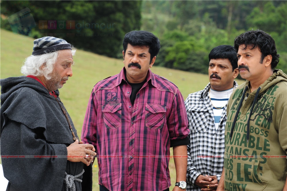 In Ghost House Inn Movie hd photo